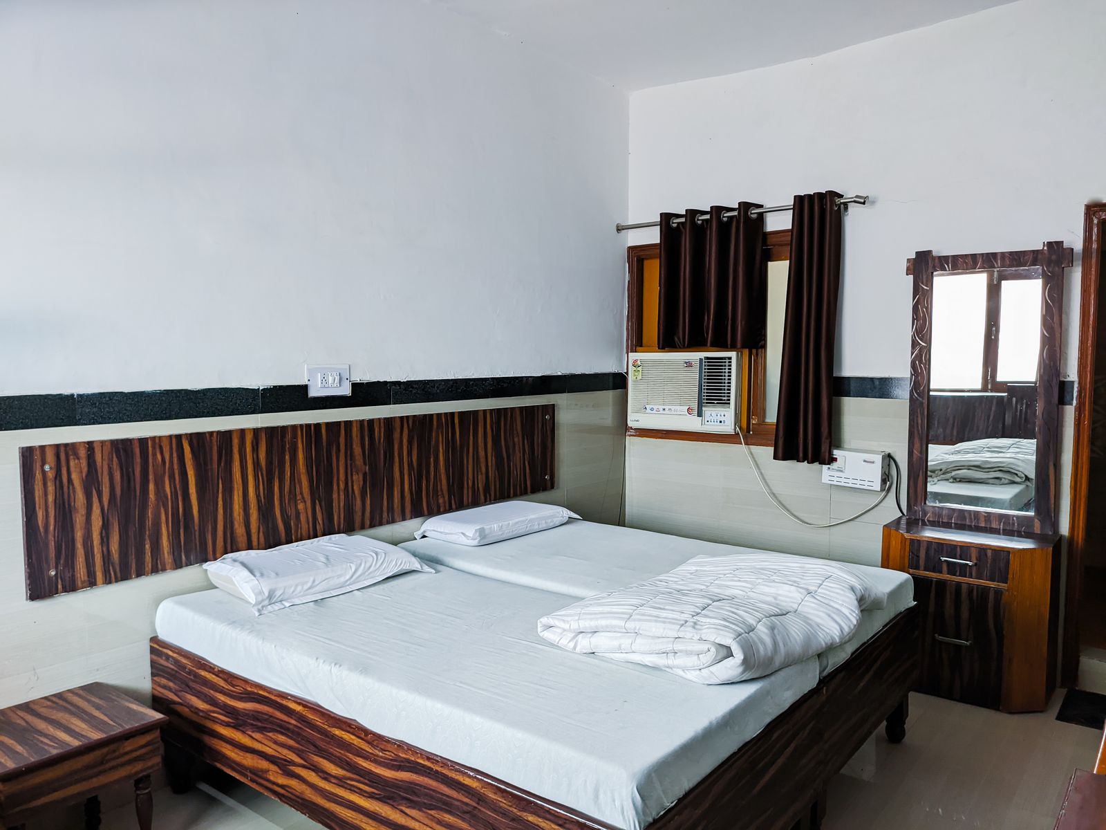 Hotel Rooms