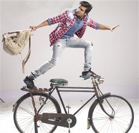 Vallavanukku Pullum Aayudham Review Entertainment Vallavanukku Pullum Aayudham Review Entertainment