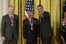 Obama awards science medal to an Indian-American in Dallas,TX