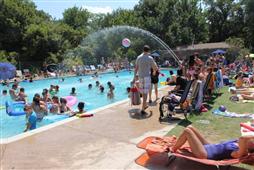 Water Fun in Hot Sun in Dallas,TX