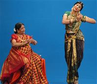 Chennai Margazhi Season - Stunning Performance of Swarnamalya!