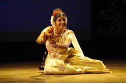 Chennai Margazhi Season - Stunning Performance of Swarnamalya!