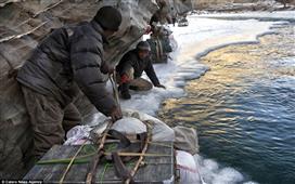 Indian mother treks 9 days to hospital in -35C to give birth! in New York,NY