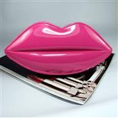 Pickin’ Evening Clutches in Trend – Girl-Girl talk in San Francisco,CA