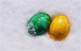 Perks: Apple, Facebook Pays Female Employees For Freezing Eggs in New York,NY