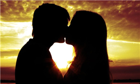 Kiss that didn’t last longer in Wisconsin Rapids,WI