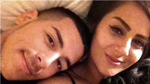 California Police Hunts - Mystery Couple In California Posts Their Selfie After A ‘Burglary’ in New York,NY