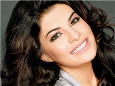 Jacqueline Fernandez's New Look In Roy