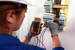 The Benefits of Hiring a Professional Electrician in New York, NY