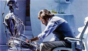 The Robot is back – Enthiran 2 starts rolling!