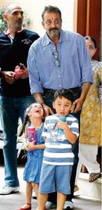 Sanjay Dutt likely to get an early release