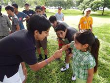 Radha Madhav Dham Youth Reach Out and Connect with Refugee Kids Living in Austin in Austin,TX