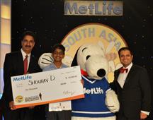 Houston teen wins 2015 MetLife South Asian Spelling Bee in New York,NY