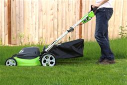 Top Benefits of Hiring Lawn Maintenance Services in New York, NY