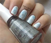 Snowflake nails
