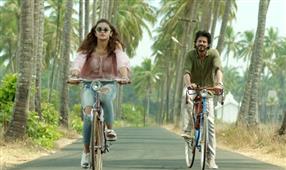 Alia's chemistry with SRK! ‘Dear Zindagi’ Teaser creates waves! in New York,NY