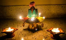 Karthigai Deepam 2016