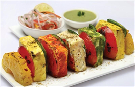 Glut’s Poesie, “All Indian food aren’t curry” in Atlanta,GA