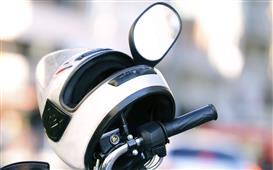 Taking Two Wheeler Driving Lessons with A Professional – Why Is It Essential? in New York, NY