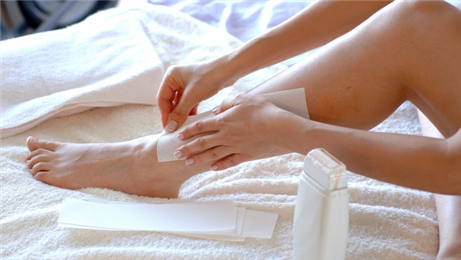 Prepare your skin for the next wax