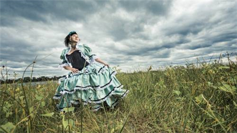 How to shoot photos like a professional? Create model photos!