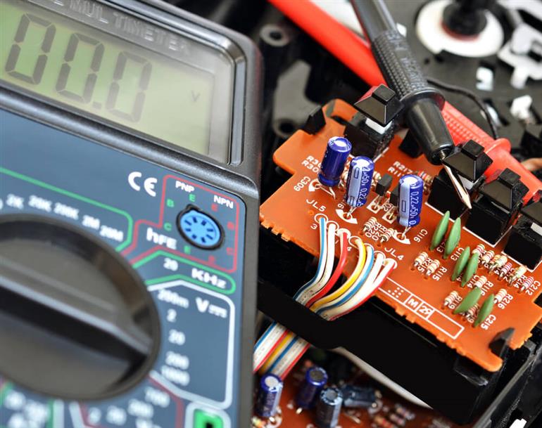 Basic Tools Needed by Every Electrician