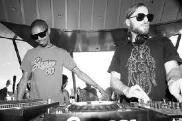 Choosing a DJ or a band and BIG day favors in Louisiana, LA