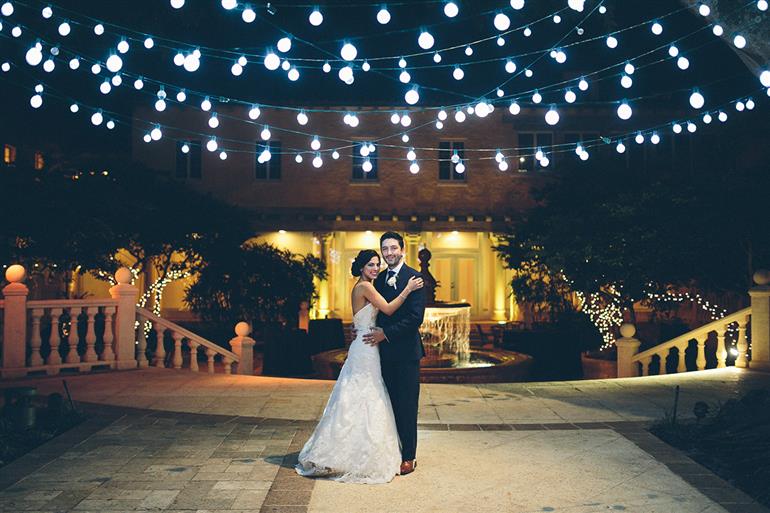 Understanding the Role of Lighting at a Wedding Venue