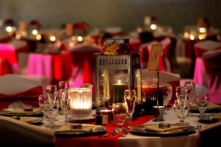 Stop Limiting Your Imagination and Let the Centerpieces Speak About You