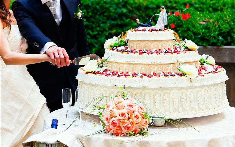 Things to Keep in Mind Before You Order Your Wedding Cake