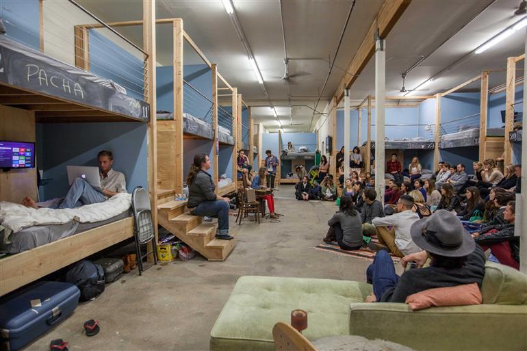 Housing Corner Housing Tips For Students Accommodation Advices Roommates Topics Articles Tips For Paying Guest Pg Accommodation