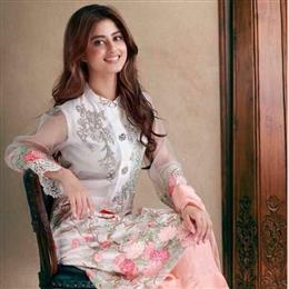 Salnia Fashions in Edison, NJ