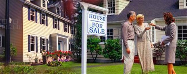 Superior Realty Inc in Winnetka, CA