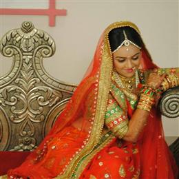 Janki Thread And Beauty Salon in Jamestown, PA