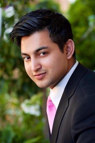 Rafay Qamar Real Estate Agent in Skokie, IL