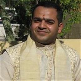 Hindu Priest in Phoenix, AZ