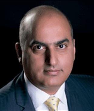 Mohit Takyar Realtor in Troy, MI