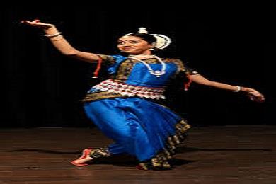 Sinthiya Sivasithamparam Dance Classes in Scarborough, ON
