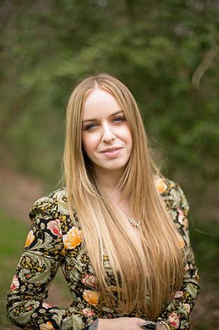 Caitlyn Meyer Professional Makeup Artist And Hair Stylist in Baltimore, MD