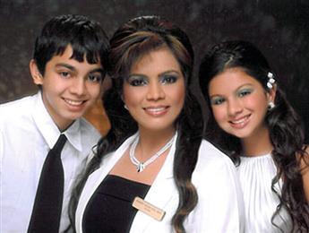 Asmath Noor DDS MDS in Lakewood, CA