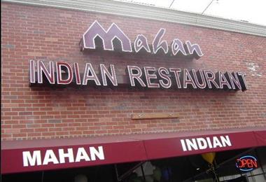 Mahan Indian Restaurant in Alhambra, AB