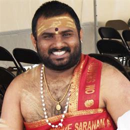 Hindu Priest Brahmasri Murali Krishna Sarma Bhuvanagir in Raleigh, NC