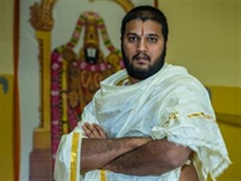 Priest Sriman Samudrala Venkatachari At Hindu Temple in Sterling, VA