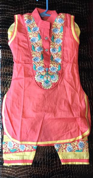 Azka Apparels in Lynnwood, WA