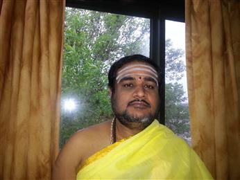 Shri Chinninti Harikrishna Alvakonda Priest in Saint Paul, MN