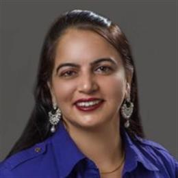 Harnarender Kaur Realtor in Greenwood, IN