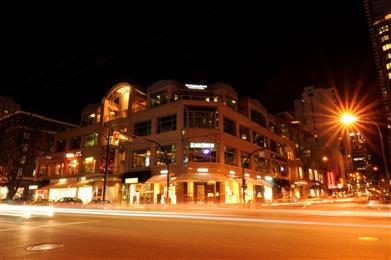 Salam Bombay Restaurant in Vancouver, BC