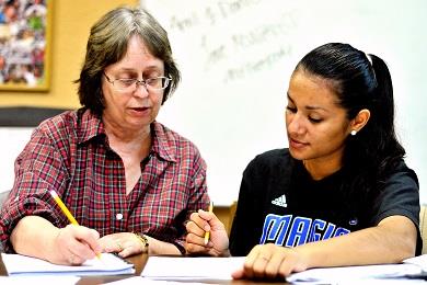 Hindi And Biology Tutor in Cupertino, CA