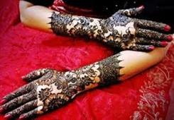 Professional Henna Artist
