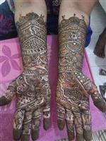 Excellent Henna Artist